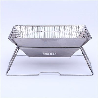 Uppfällbar grill för camping